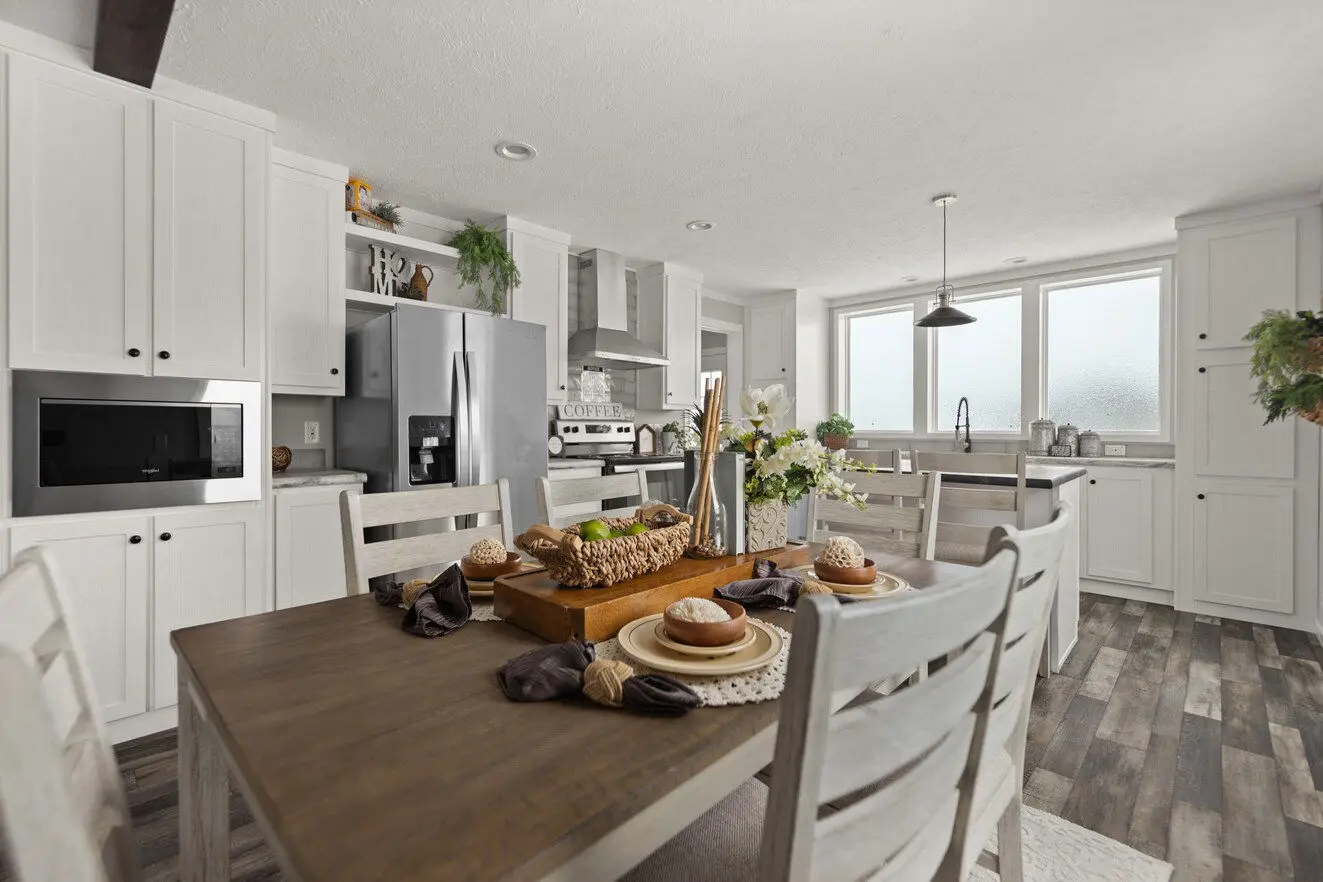 Bella 28483h hero home features