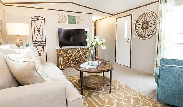 Delight interior home features