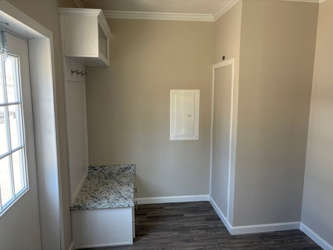 Md-10-32 lynnox interior home features