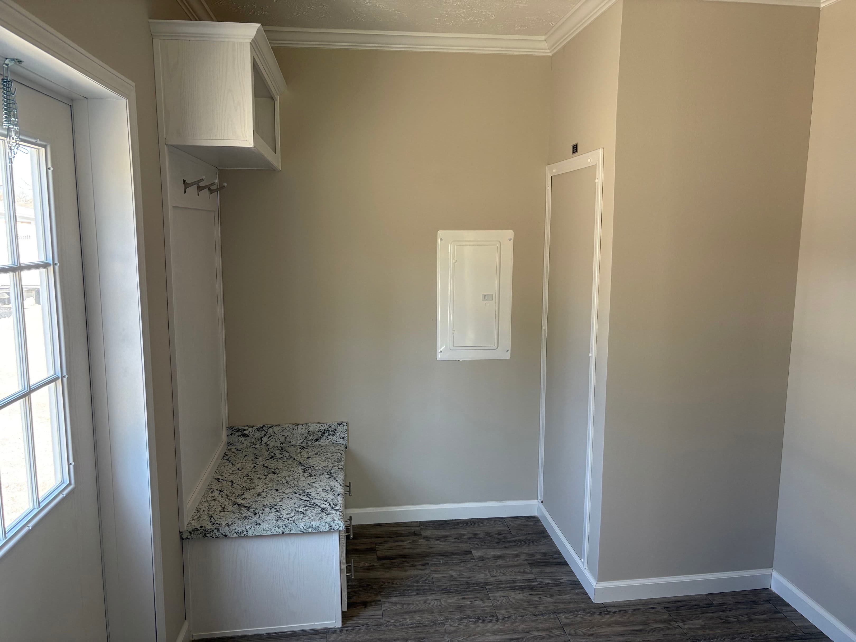 Md-10-32 lynnox interior home features