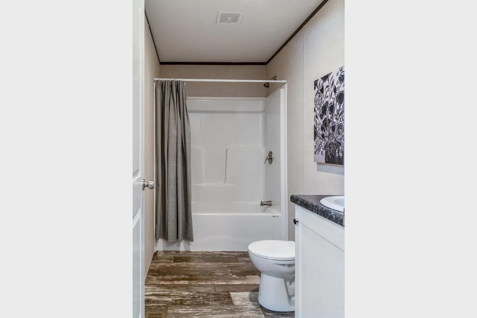 Capstone bathroom home features