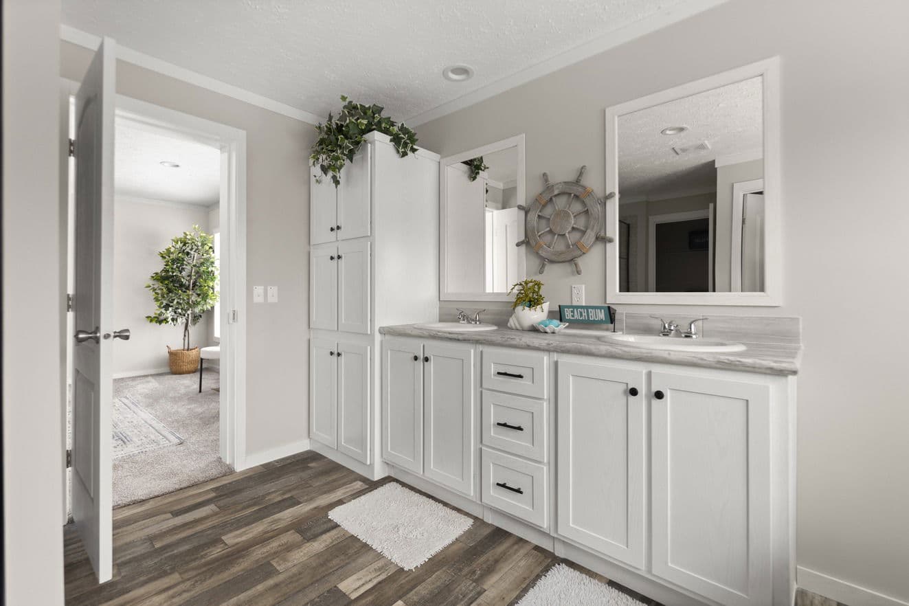  outback 28663p bathroom home features