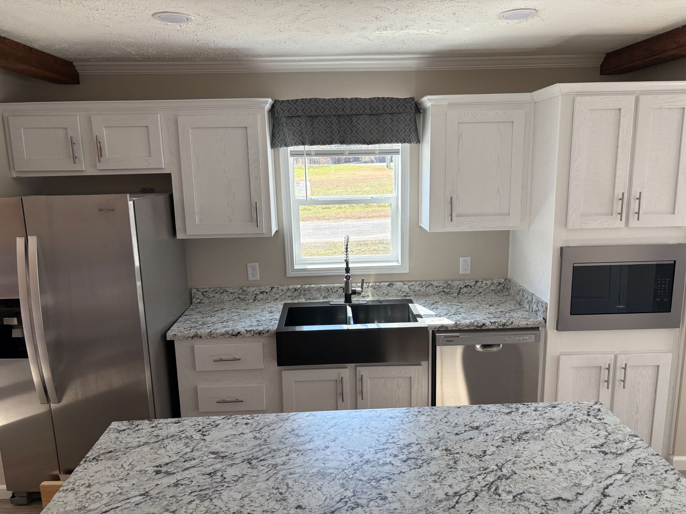 Md-10-32 lynnox kitchen home features