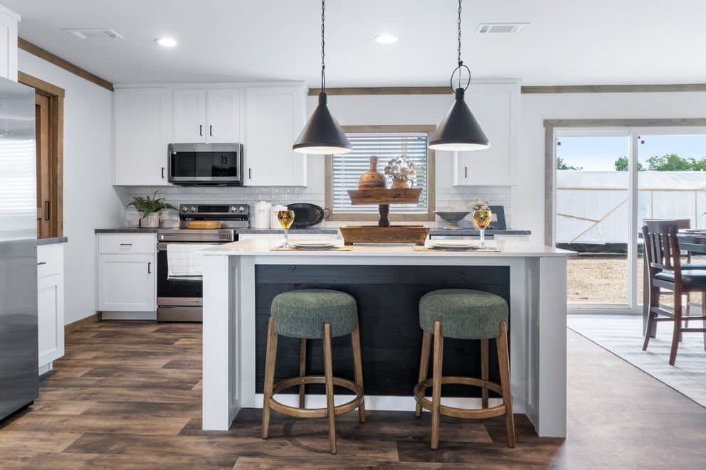 Farm 3 flex elite den kitchen home features