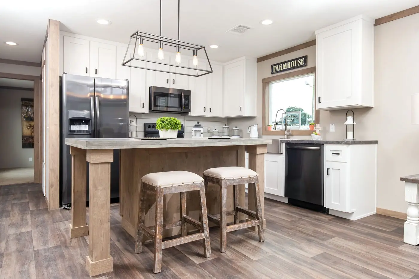 The annie hero home features