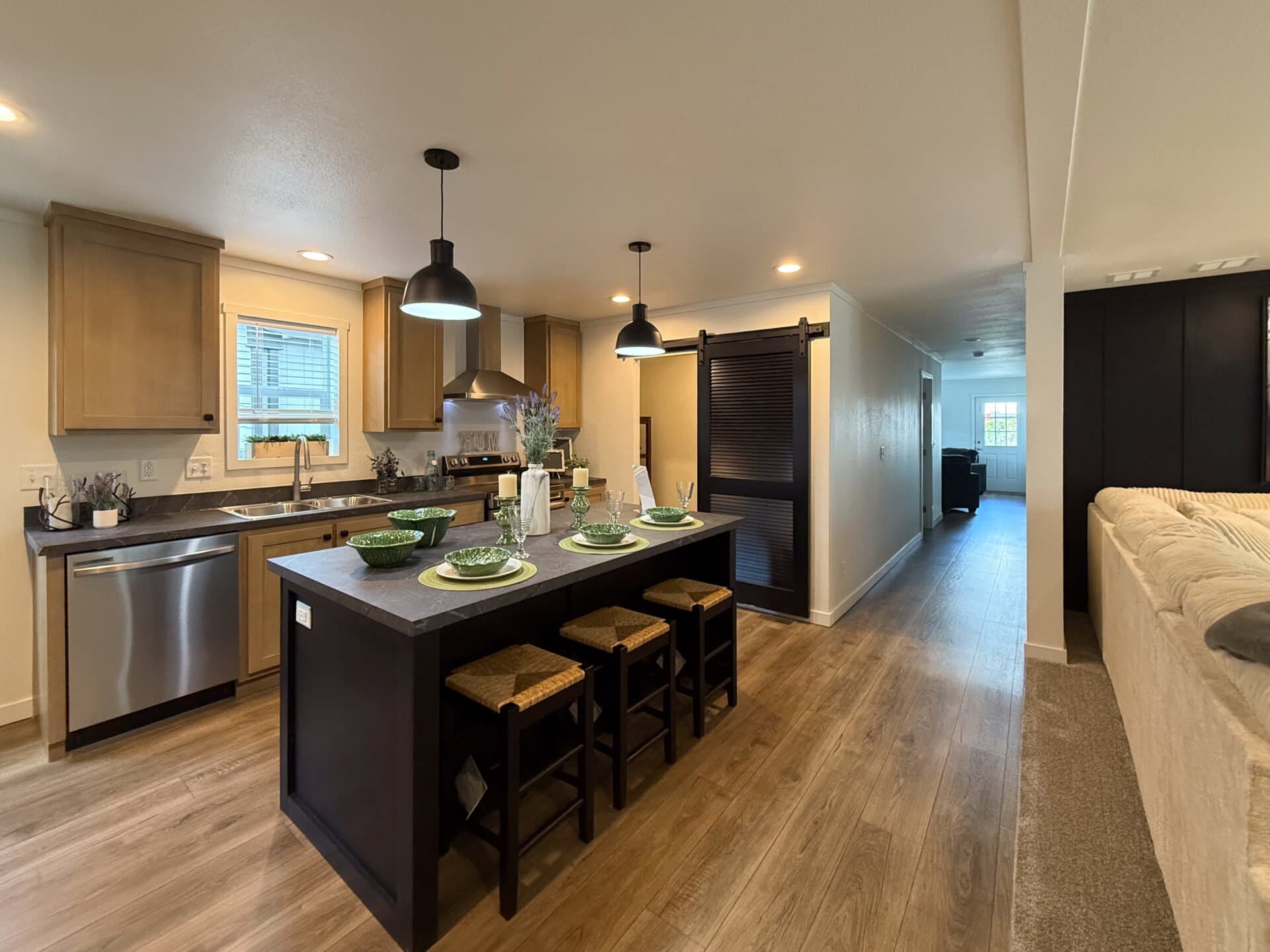 Rocket man  home features