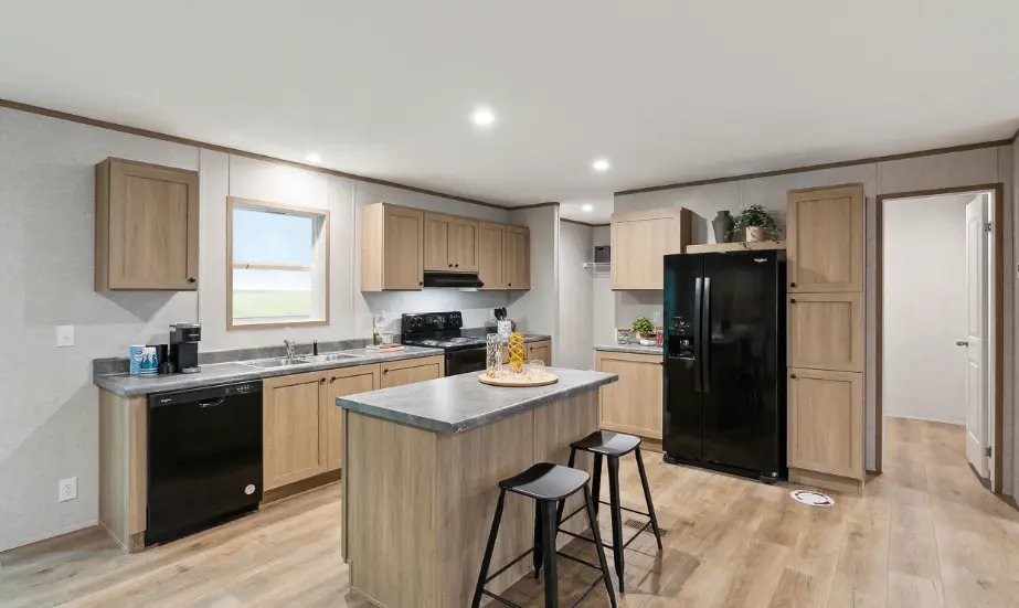 Mammoth hero home features