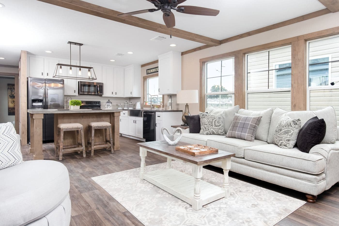 The annie interior home features