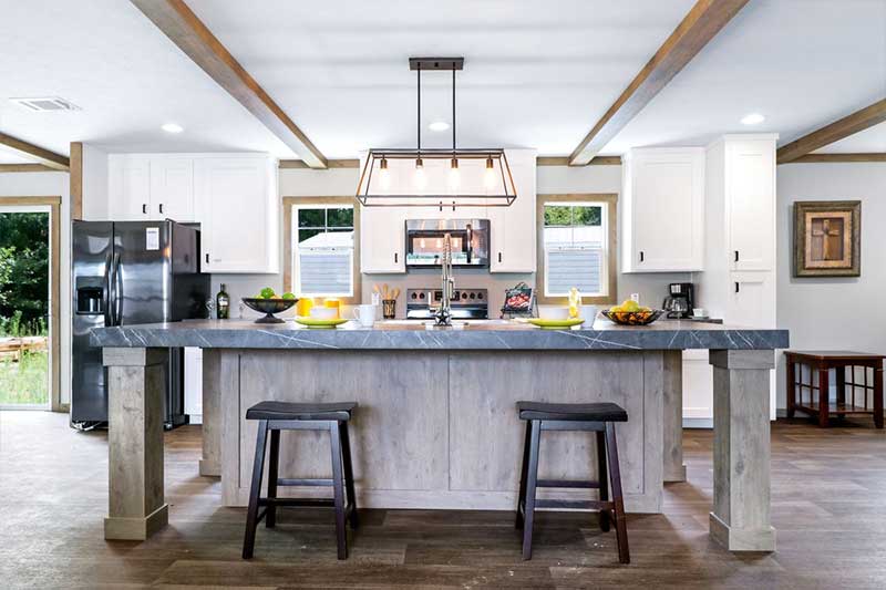 Tinsley  home features