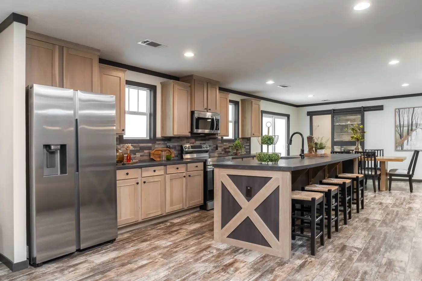 Boujee lux hero home features