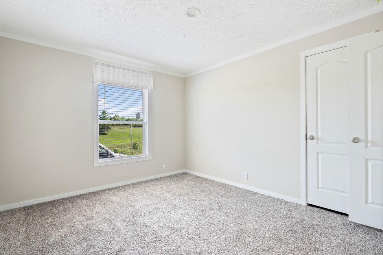 Champ bedroom home features