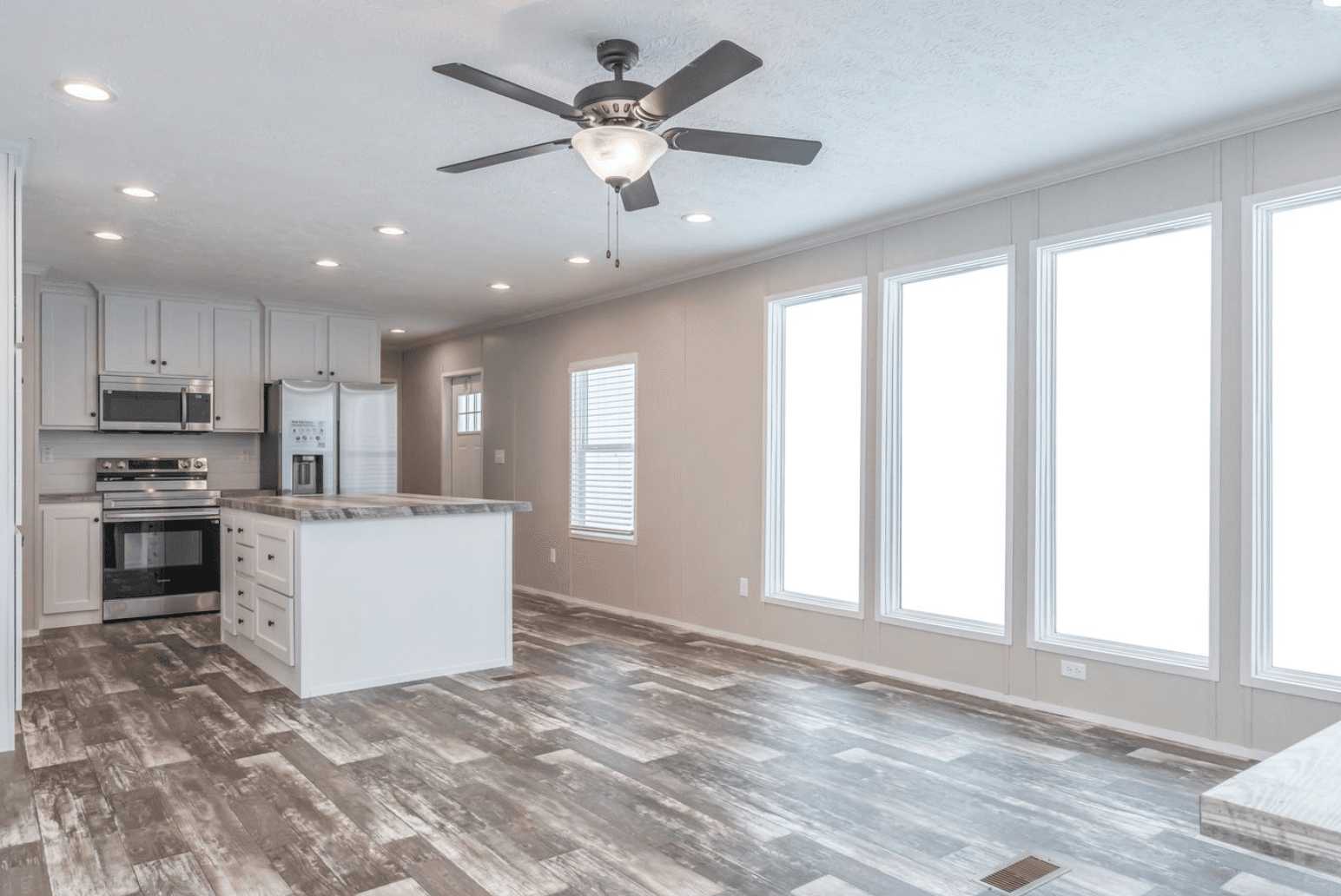 Willow interior home features