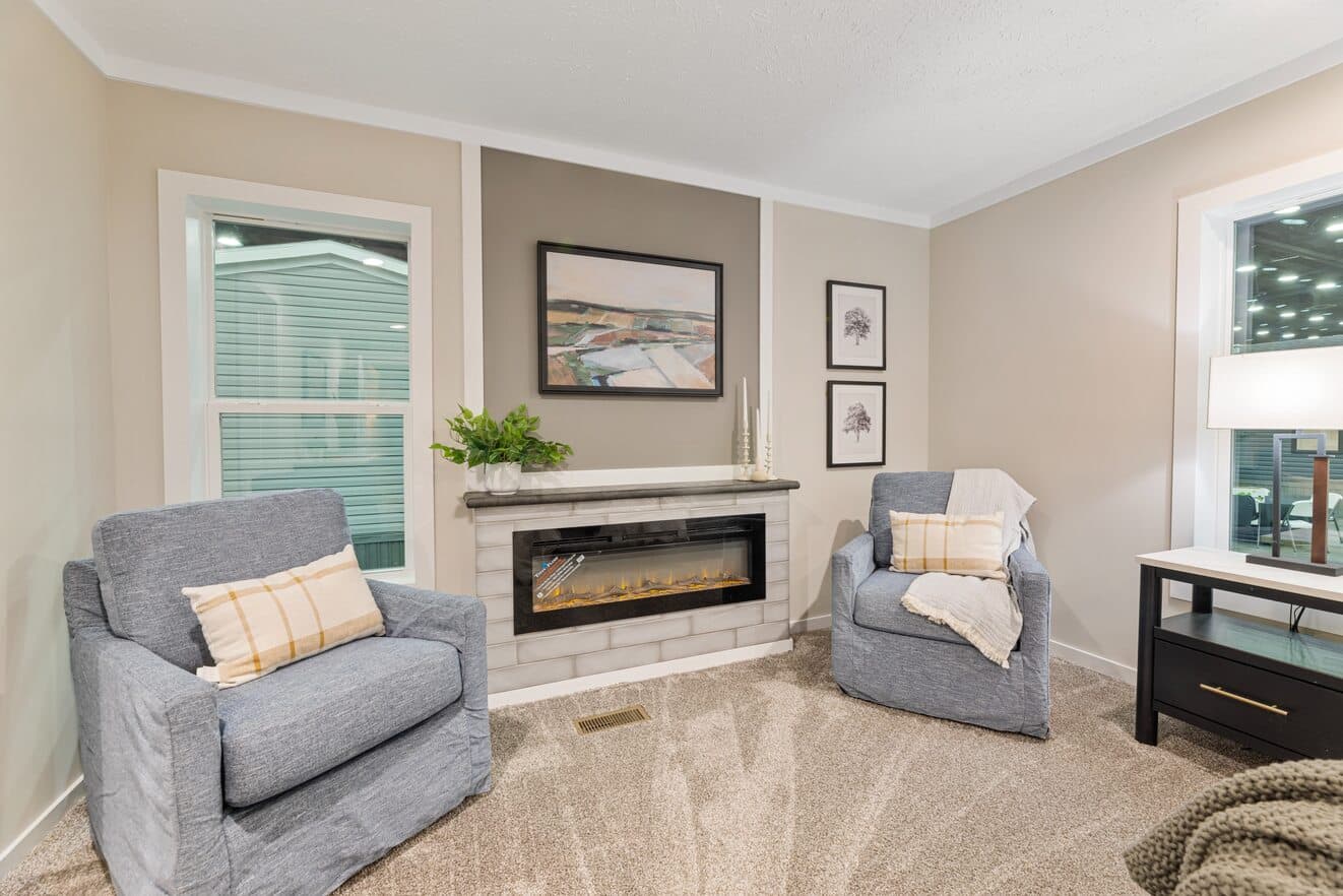 Stratos 28643b interior home features