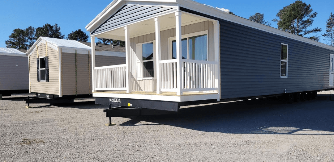 Deuce exterior home features