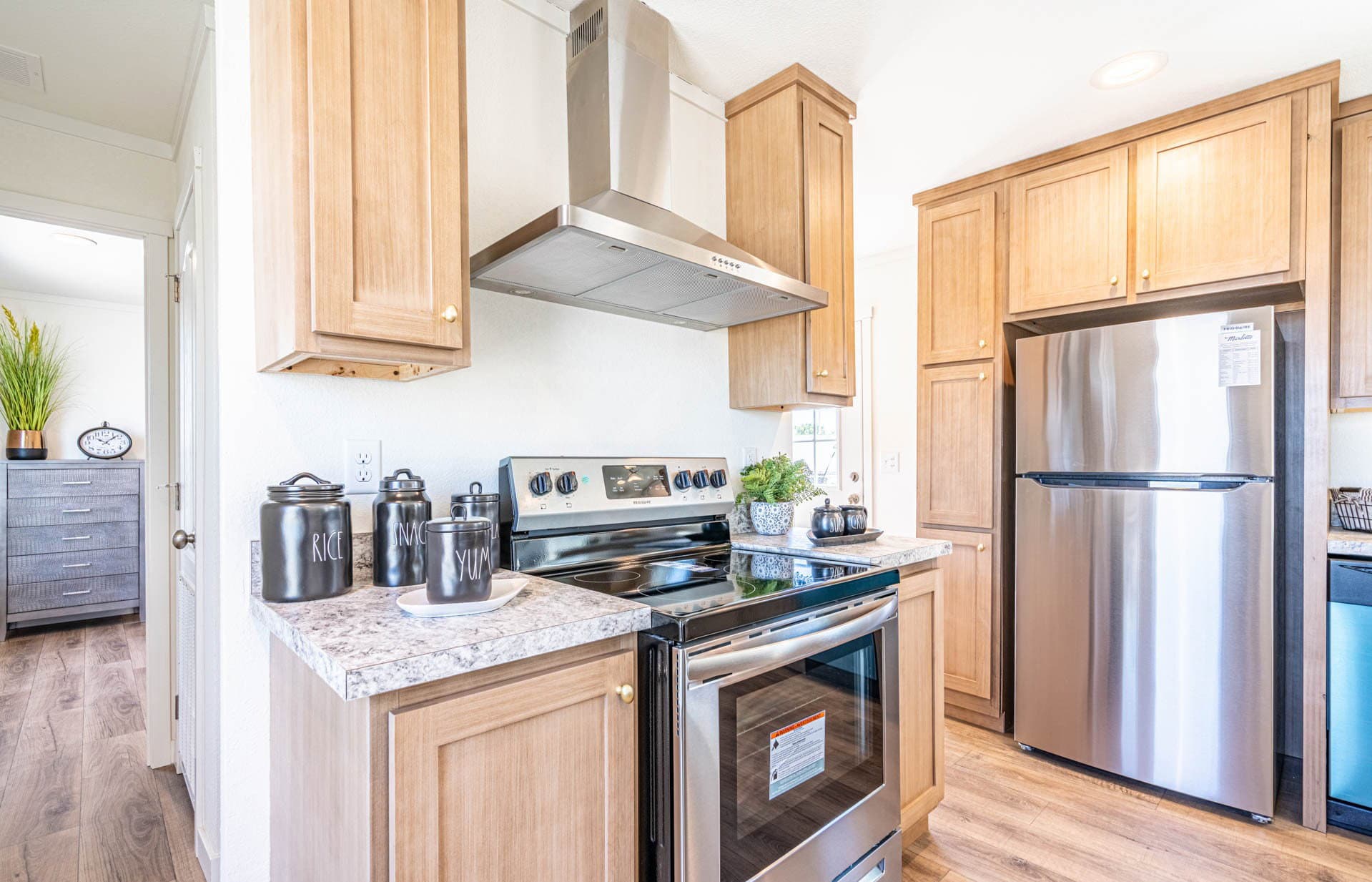 Move on up  home features