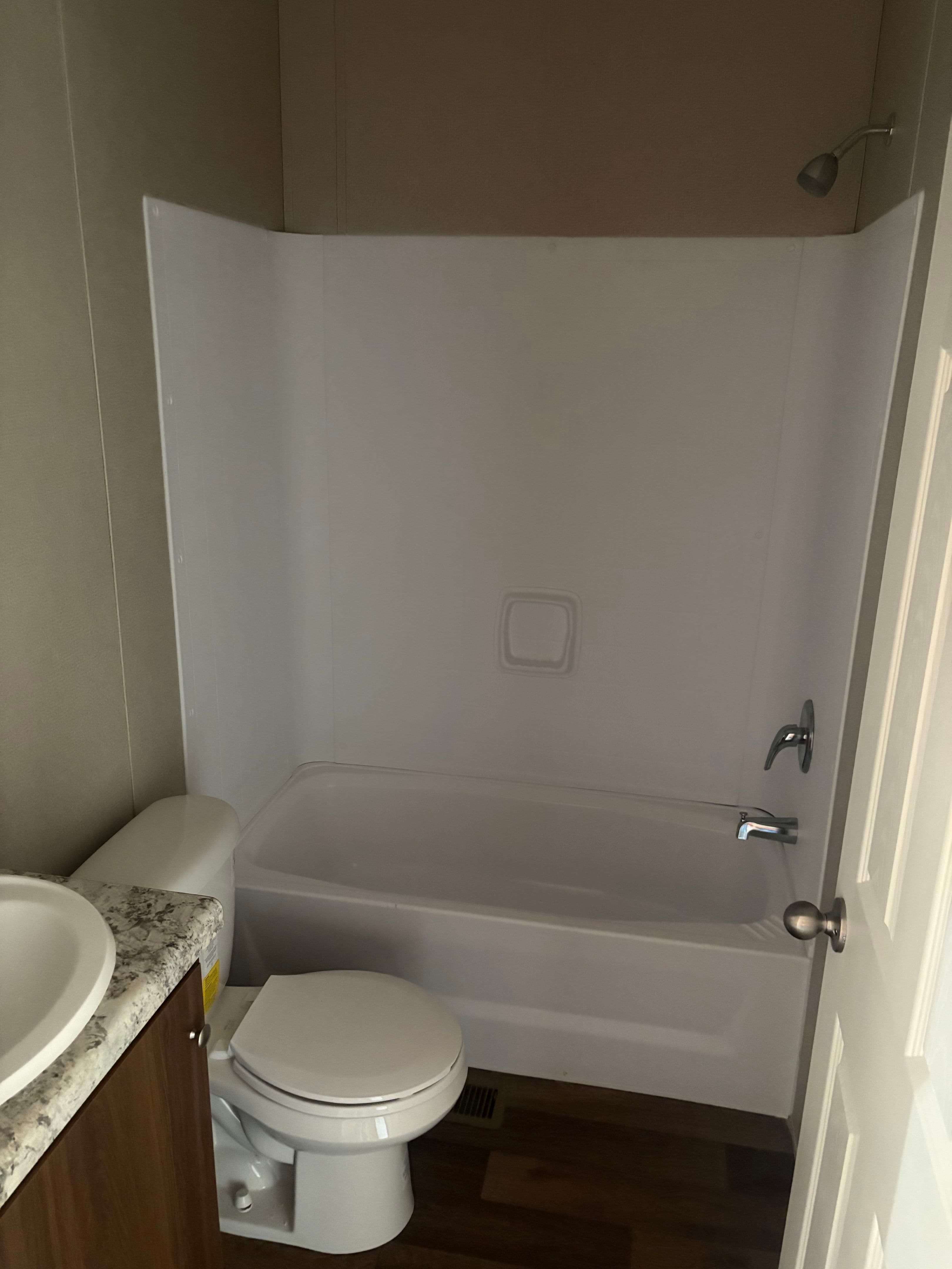 Dogwood bathroom home features