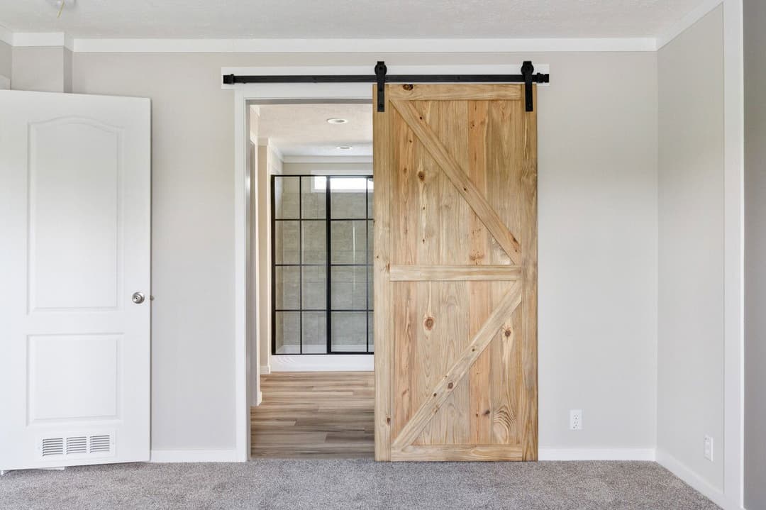 Champ bedroom home features