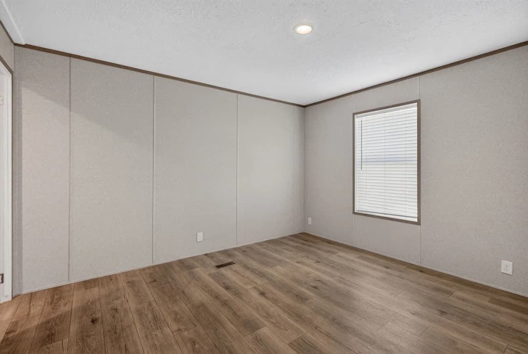 Grove bedroom home features
