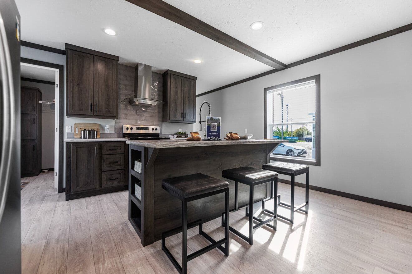 Pioneer 16763k kitchen home features