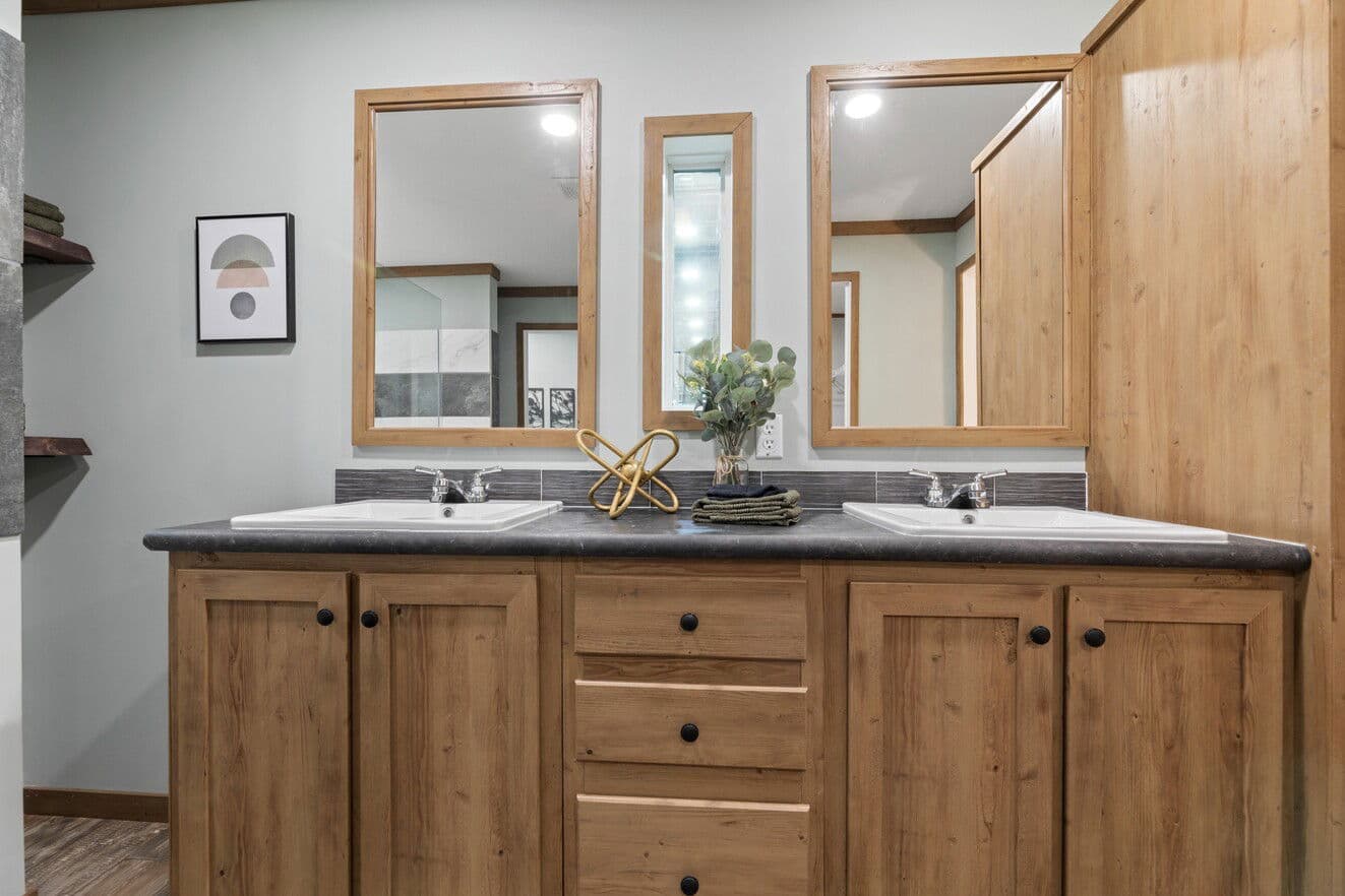 Excalibur 32644x bathroom home features