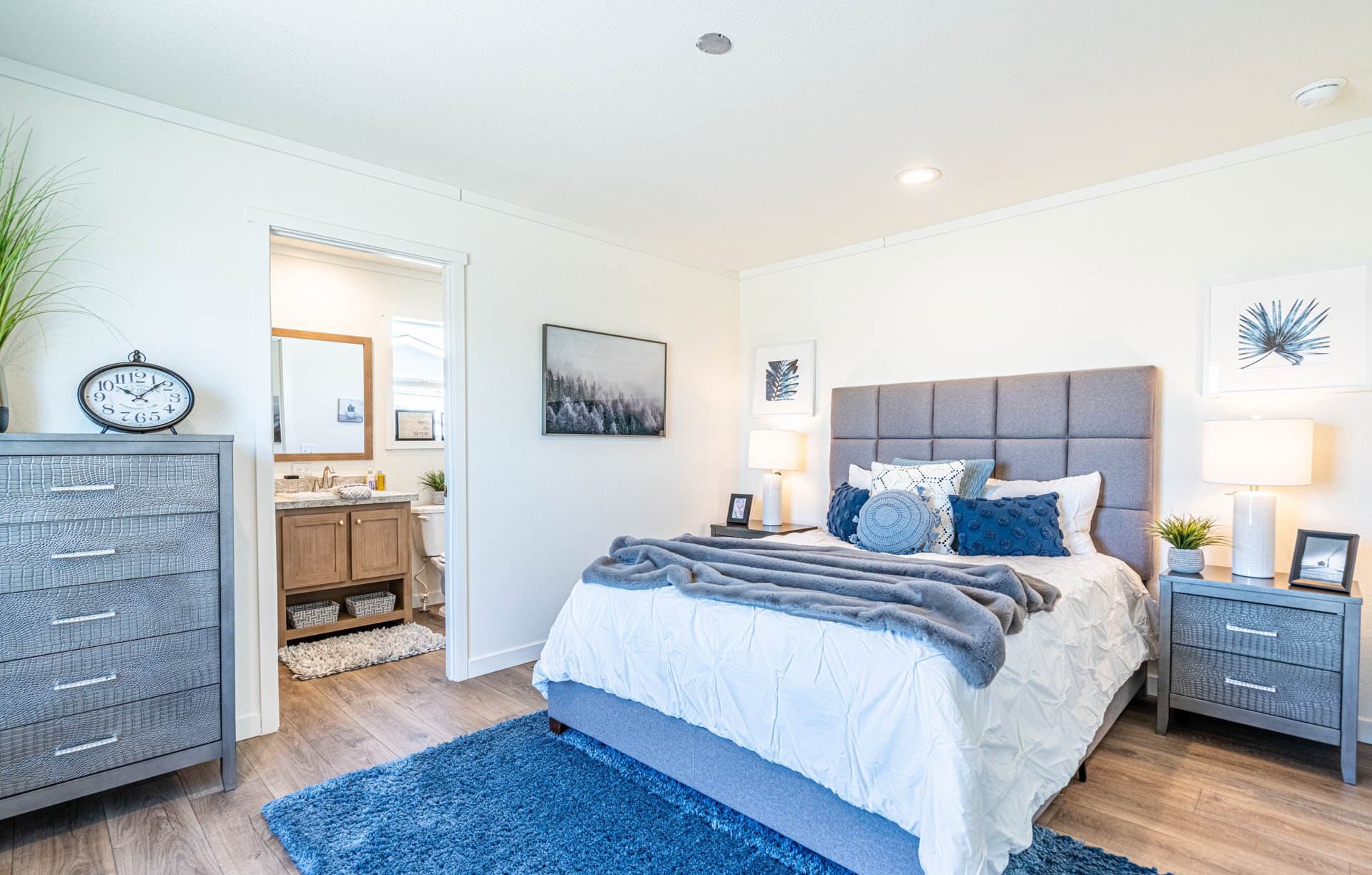 Move on up  home features