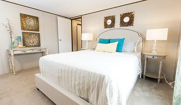 Delight interior home features