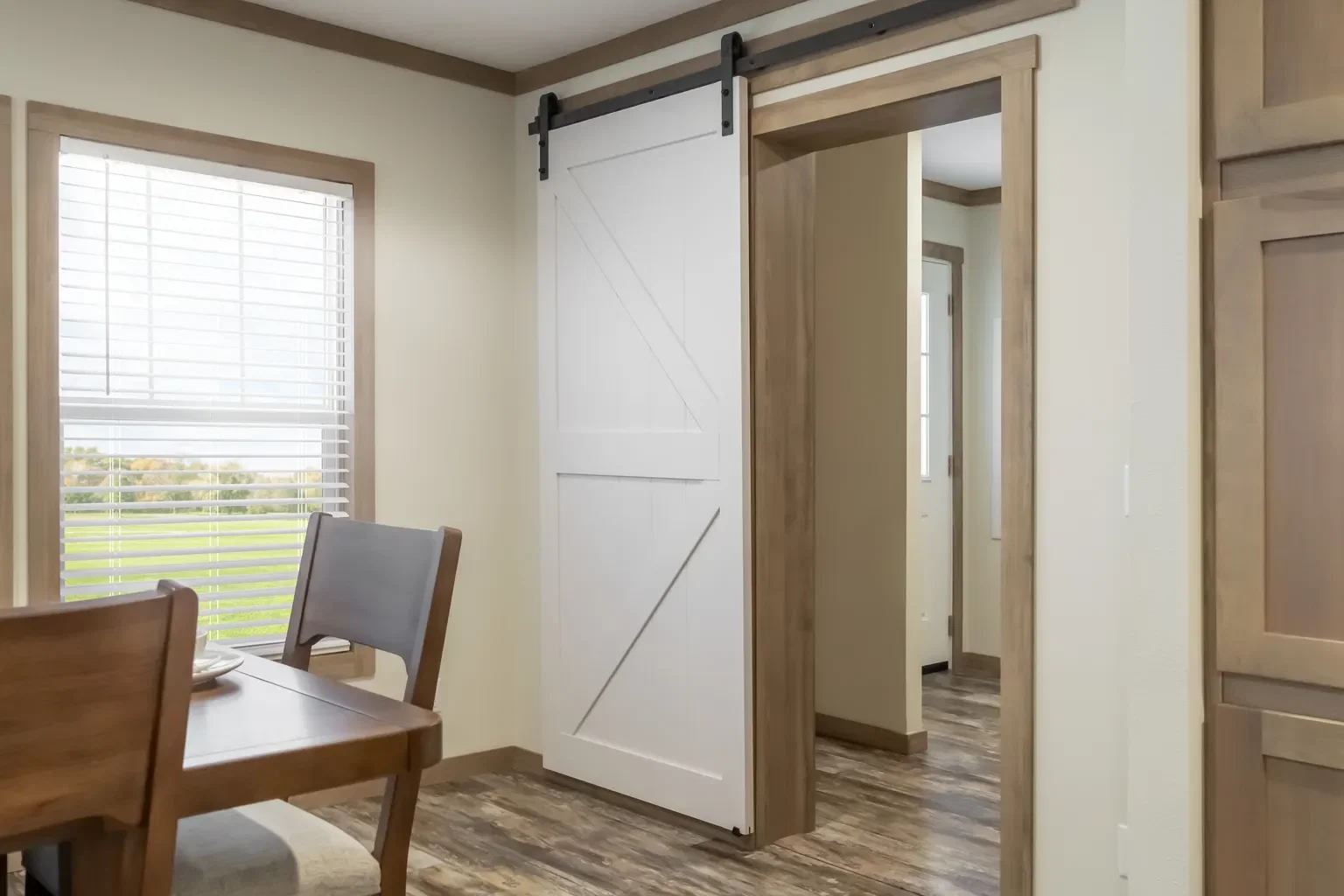 Boujee premier  home features