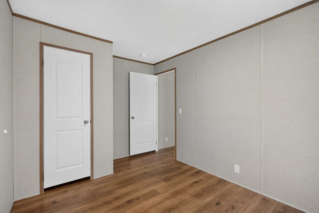 Grove bedroom home features
