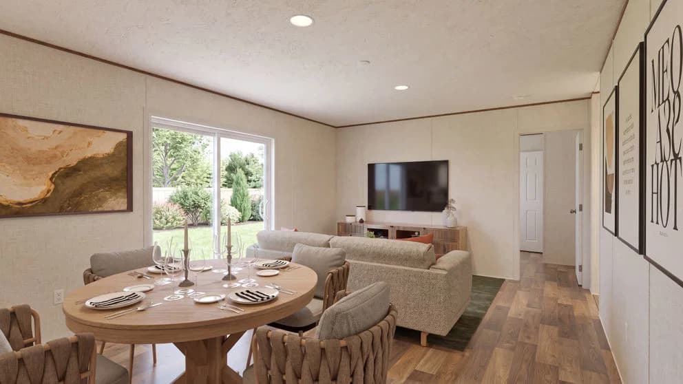 Oak interior home features