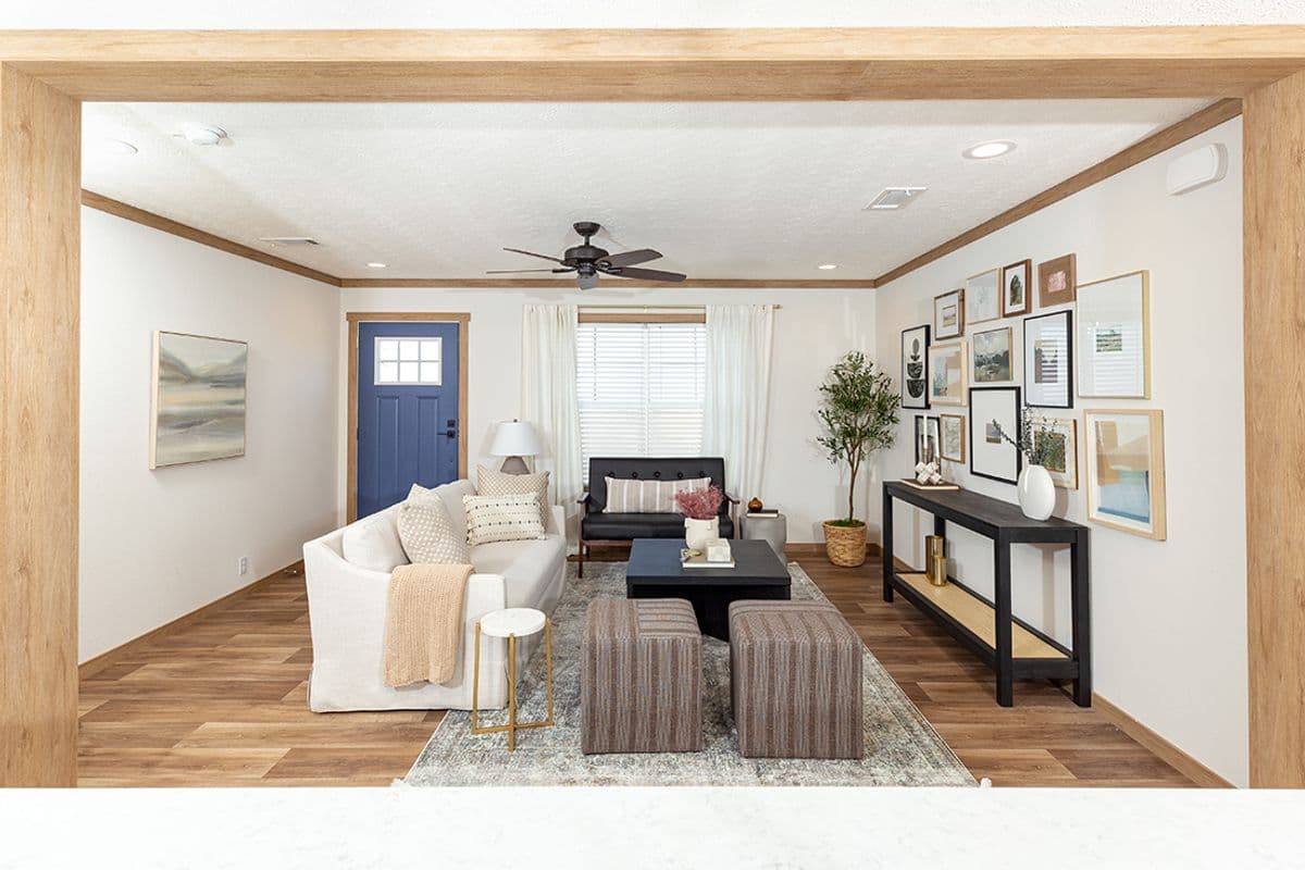 Angelina  home features