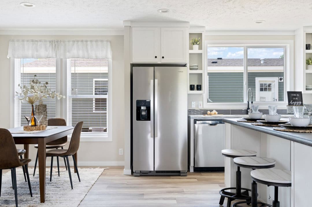 Champ kitchen home features