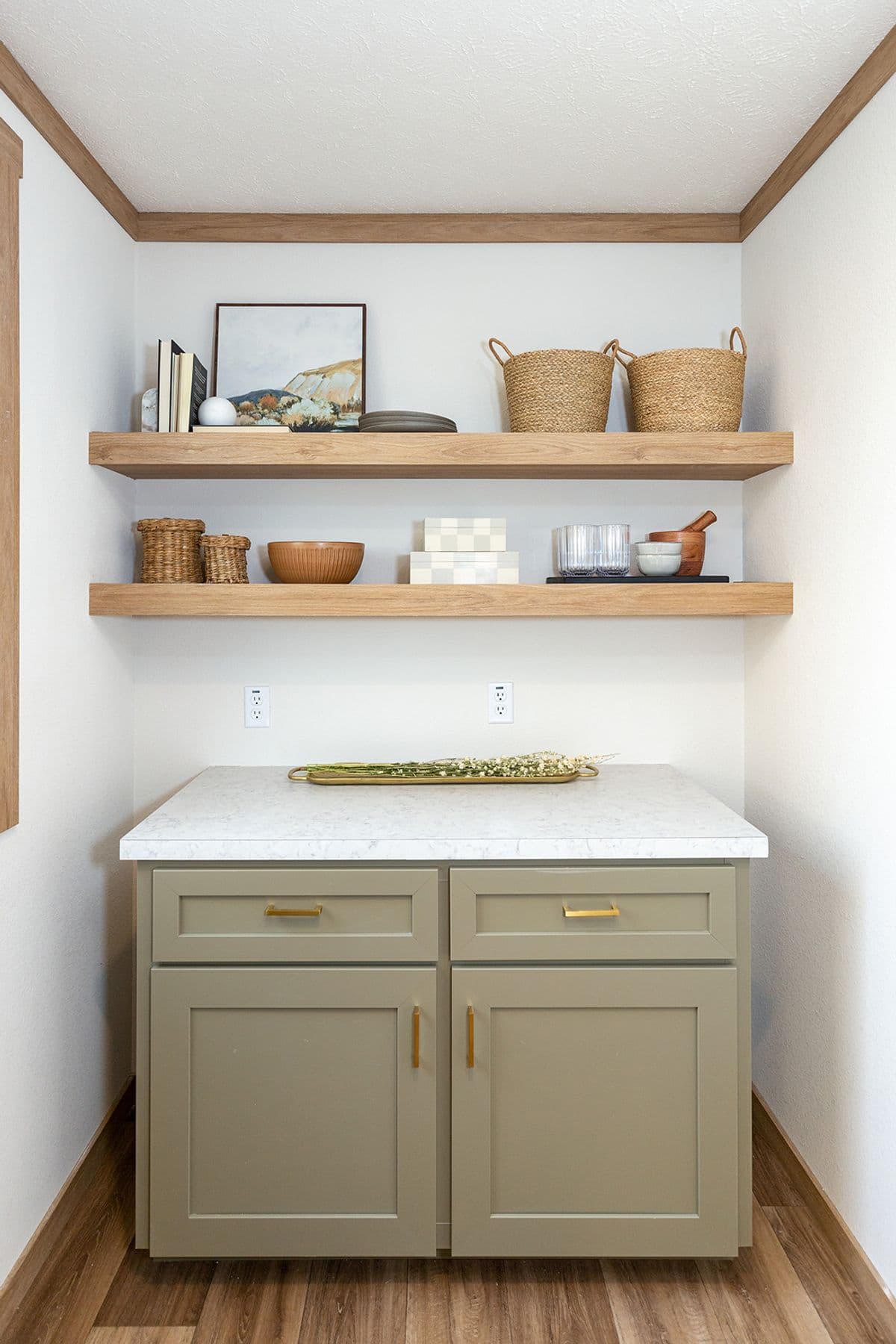 Angelina  home features