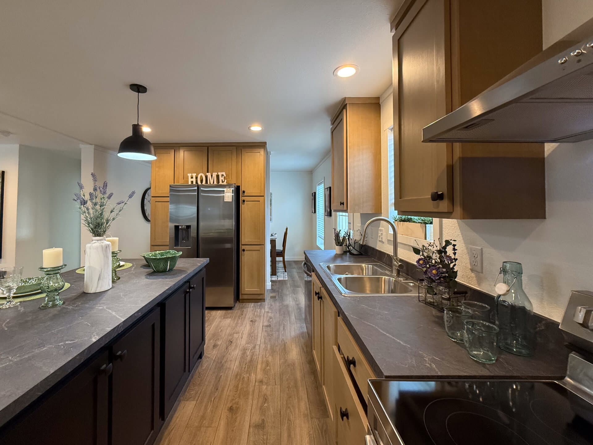 Rocket man  home features