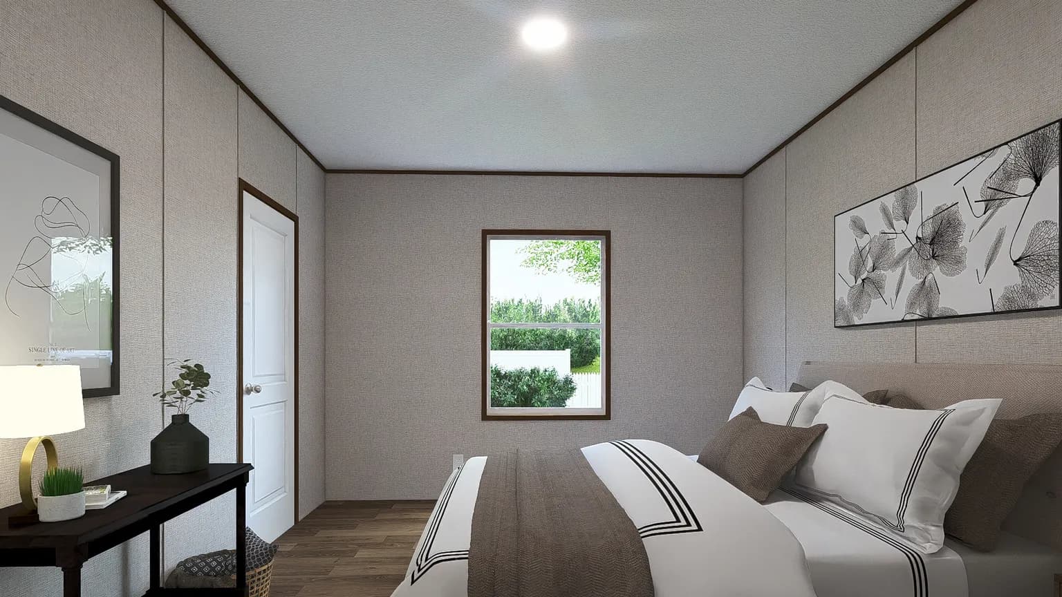 Redwood  home features