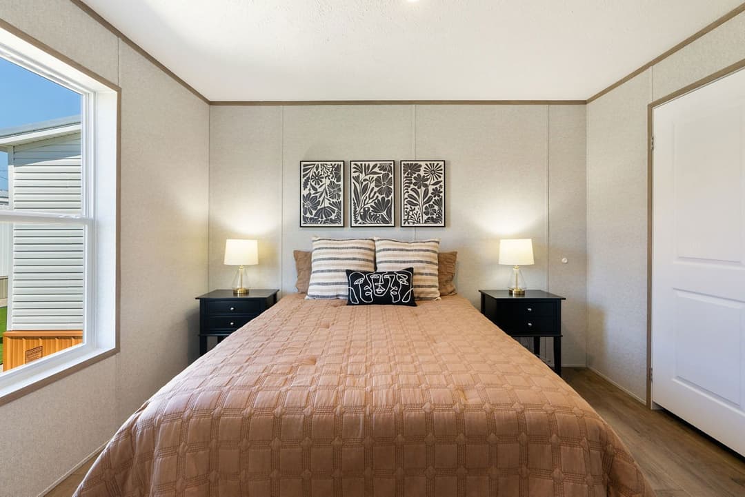 Pike bedroom home features