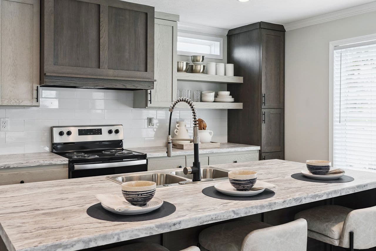 Driftwood kitchen home features