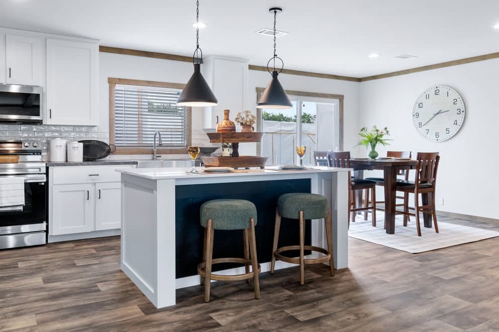 Farm 3 flex elite den kitchen home features