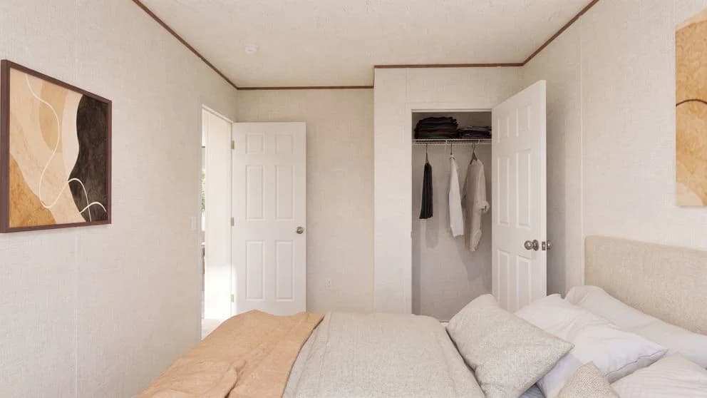 Oak bedroom home features