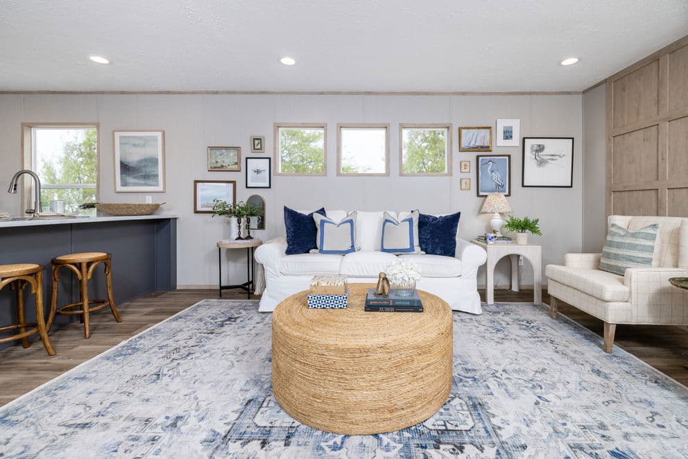 Magellan interior home features