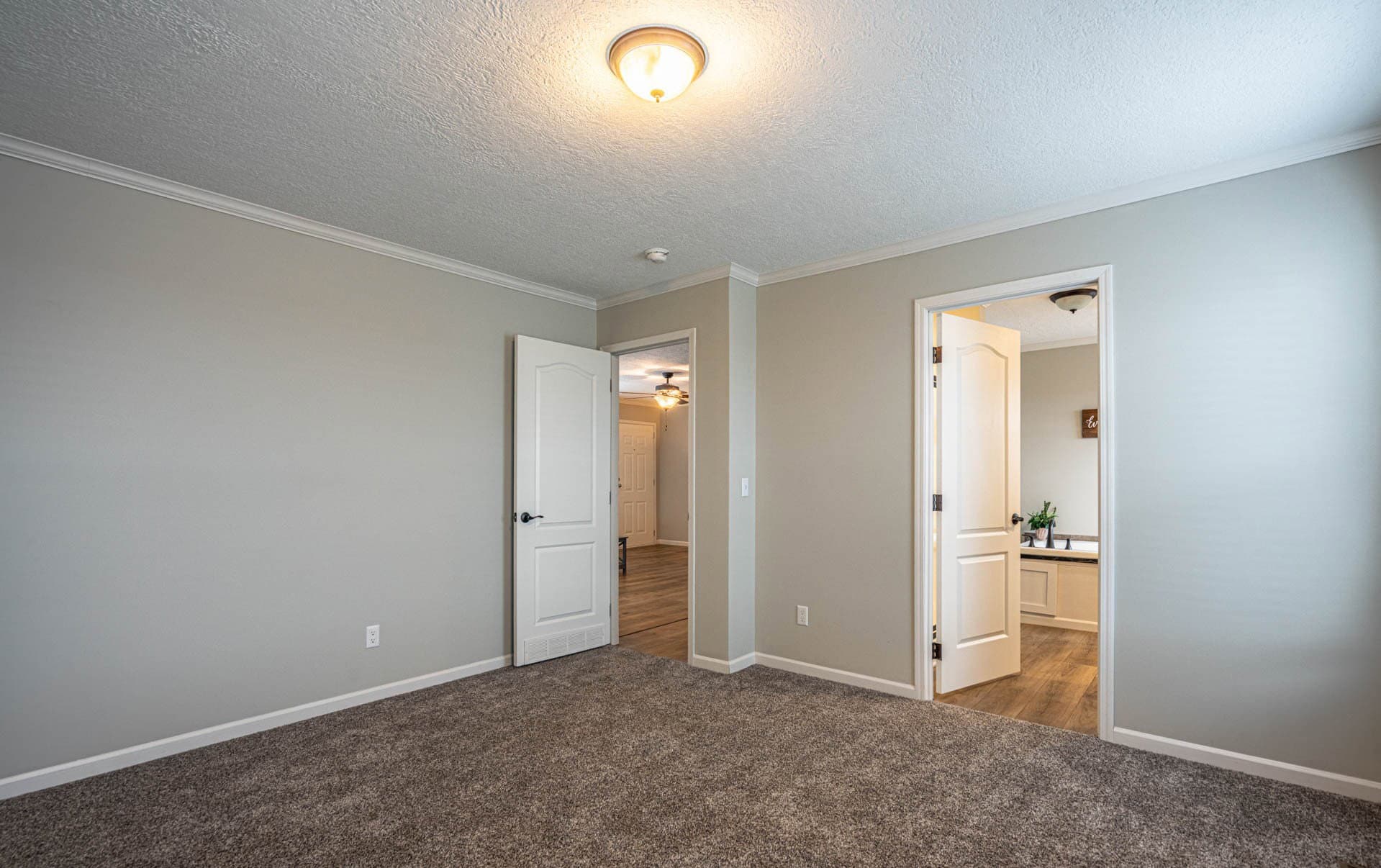 The maverick  home features