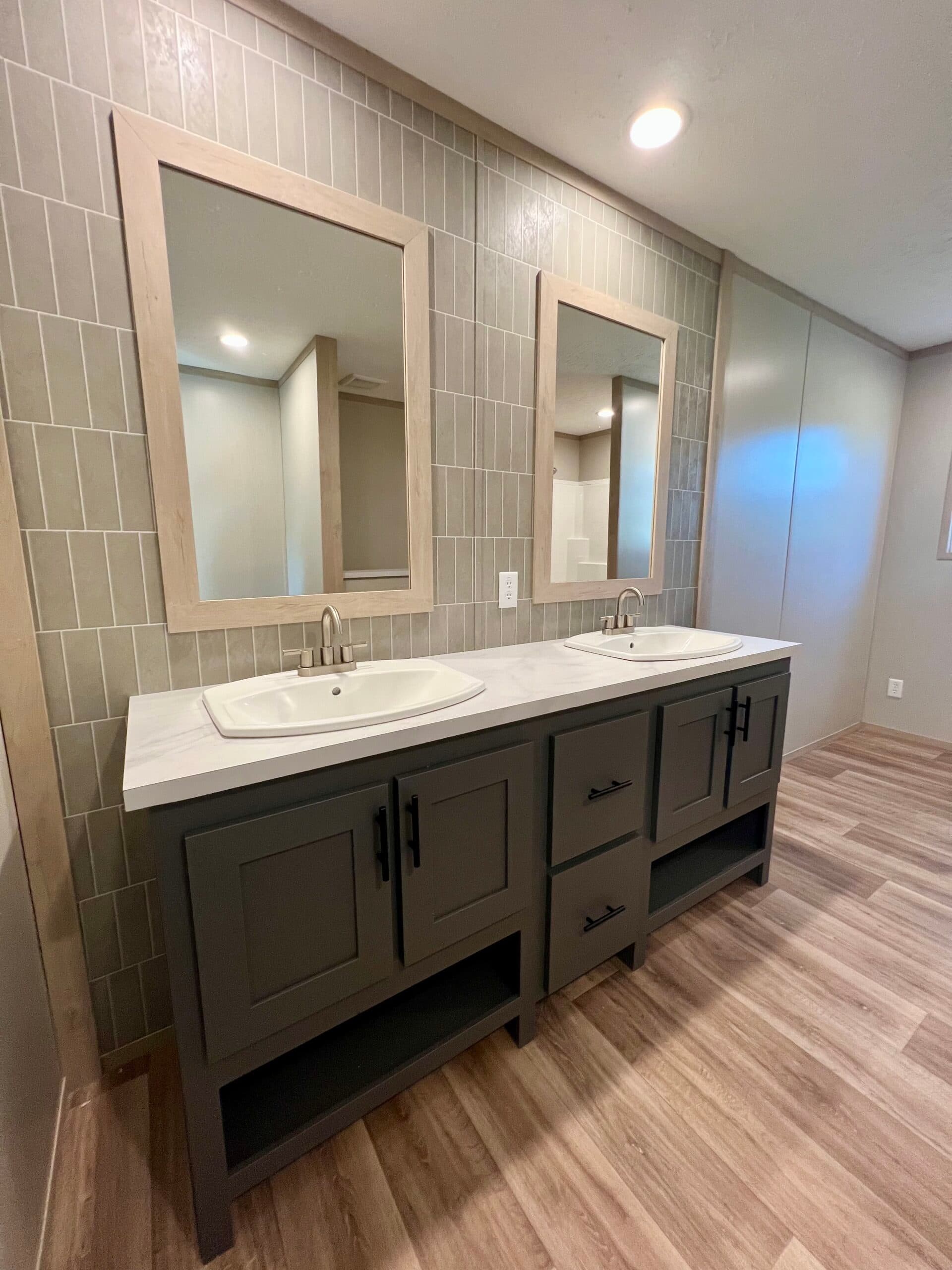Summit  home features