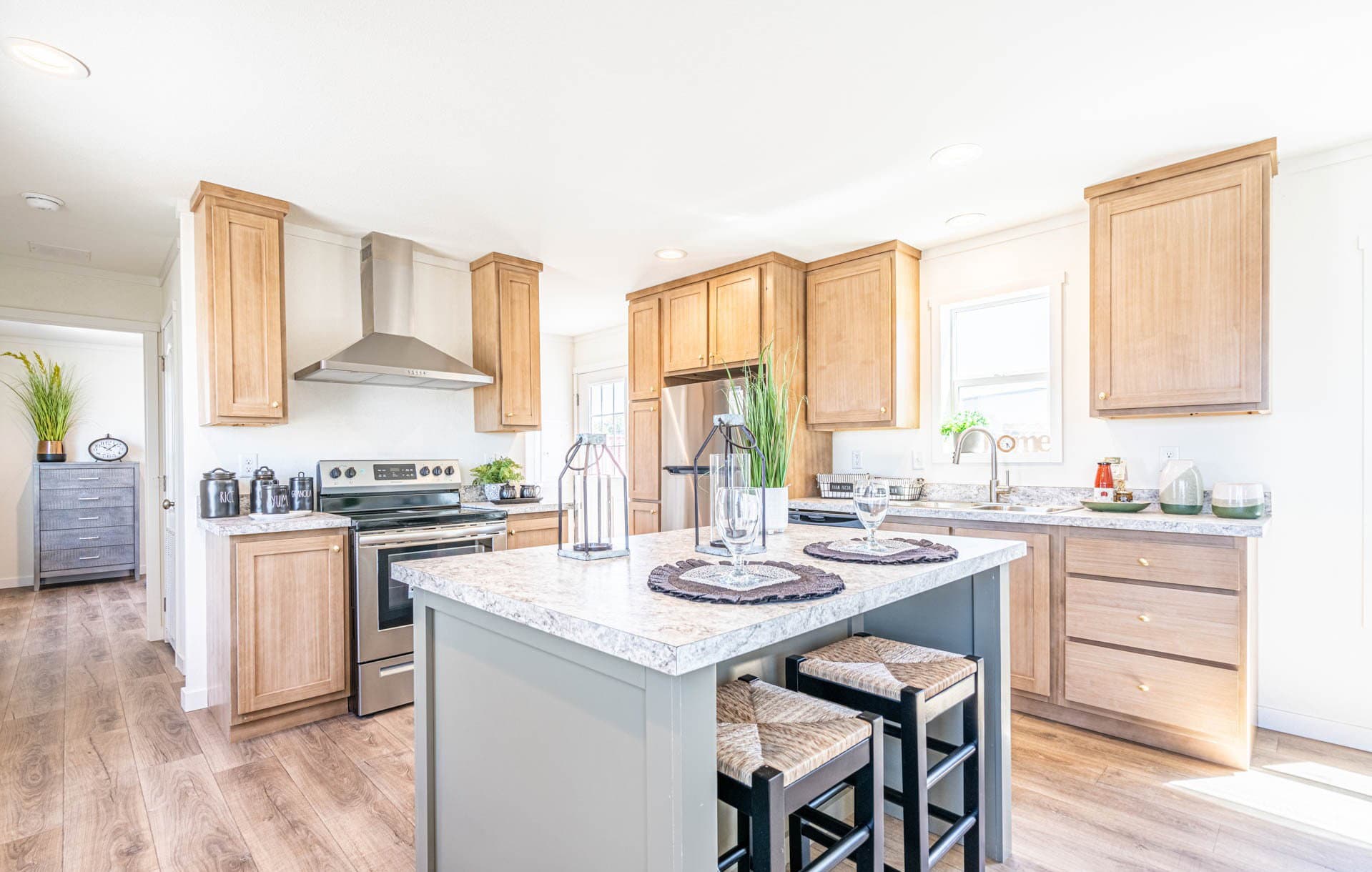 Move on up hero home features