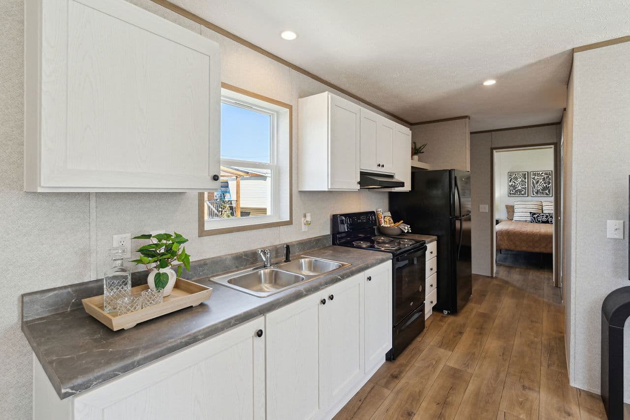 Pike kitchen home features