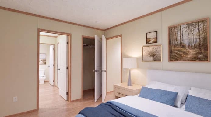 Snowcap bedroom home features