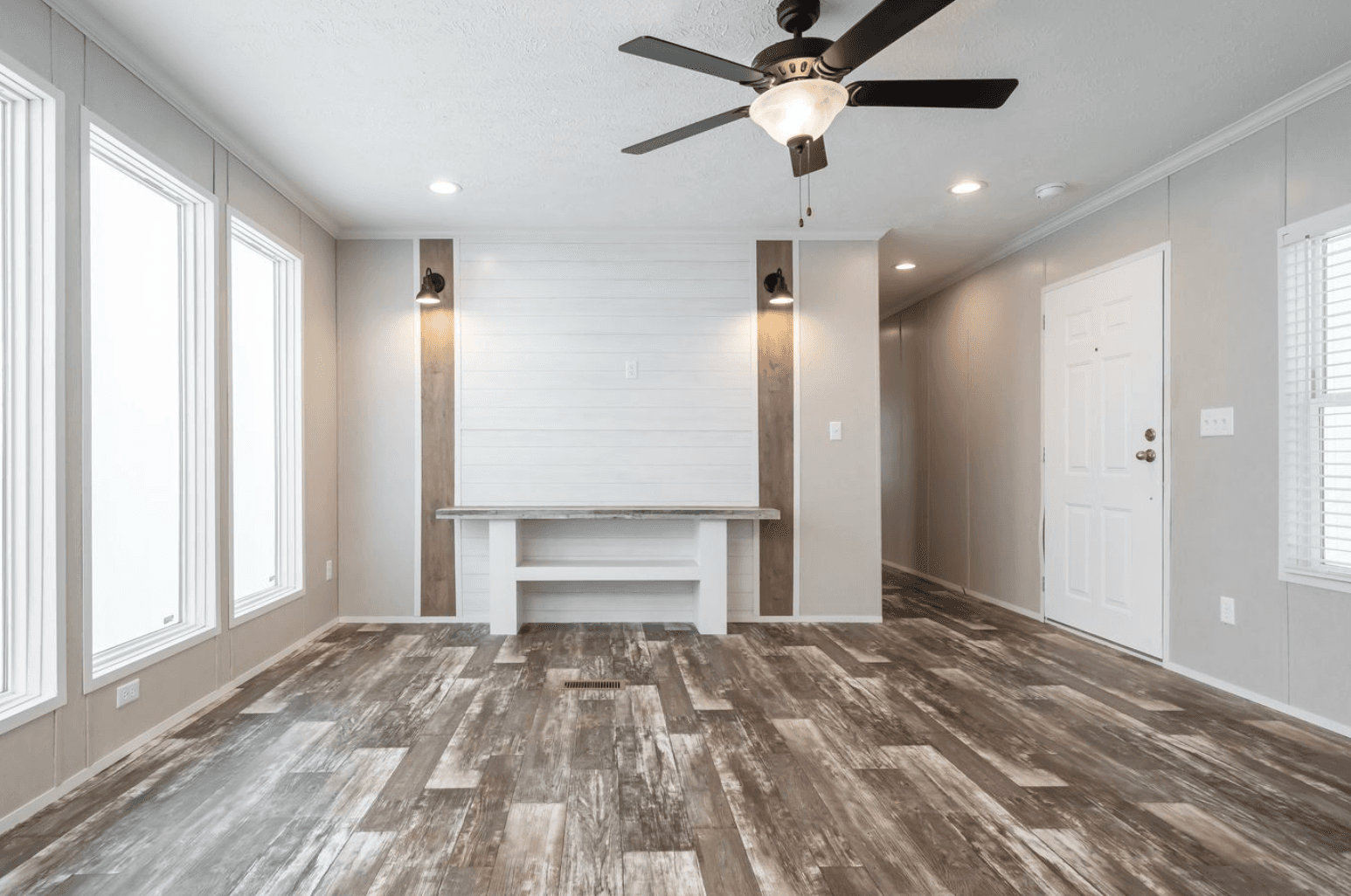 Willow interior home features