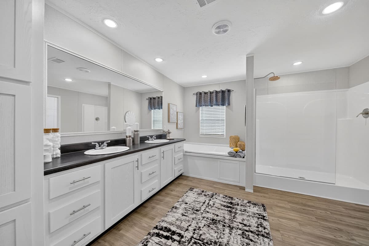 Brookstone md-65-32  home features