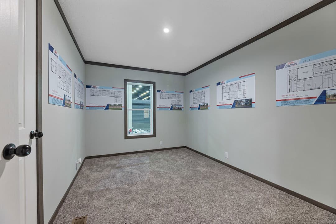 Hemos 28524b bedroom home features