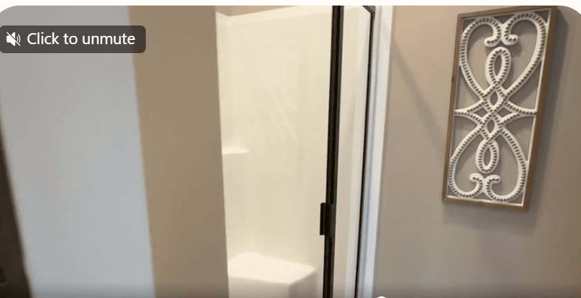 The alexander  home features