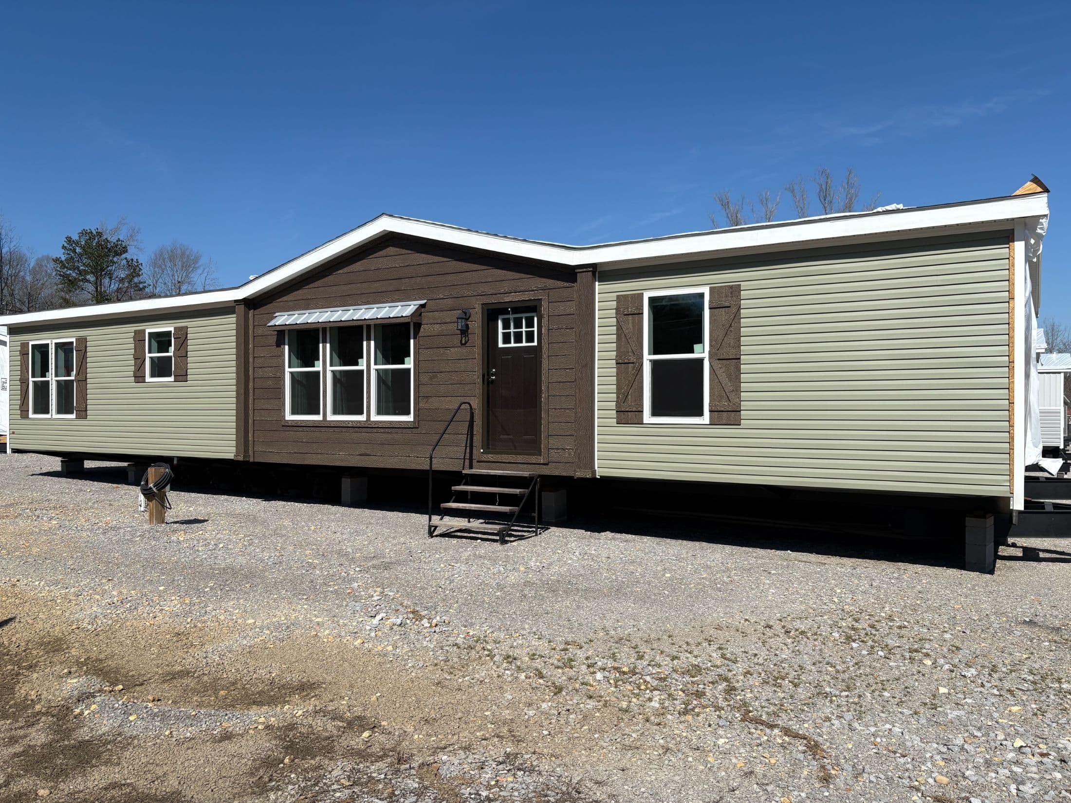 Md-10-32 lynnox exterior home features
