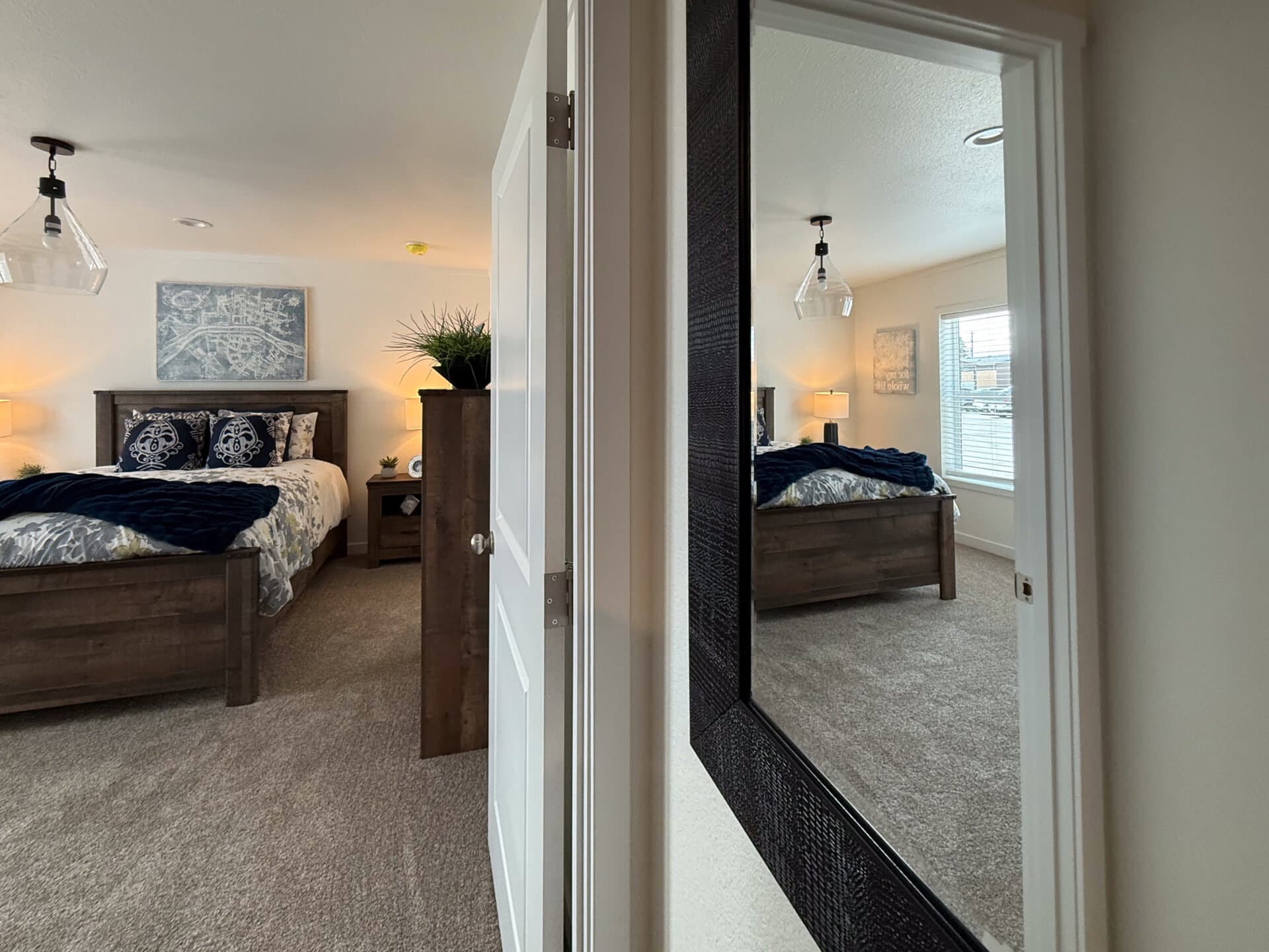 Rocket man  home features